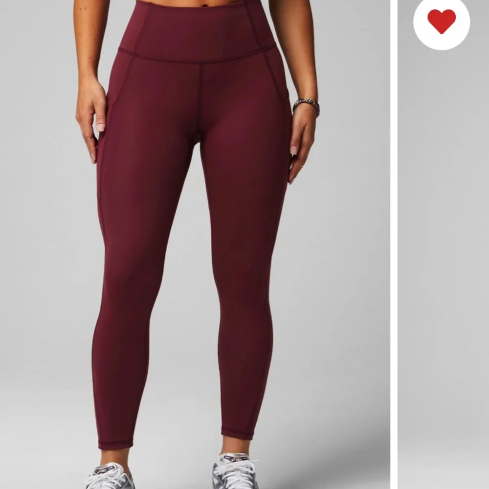 Fabletics Brand NWT - Picture 3 of 4